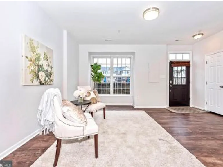 5177 Duke Ct — Photo 11