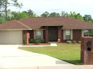310 Gauntlet Dr, Crestview, FL 32539