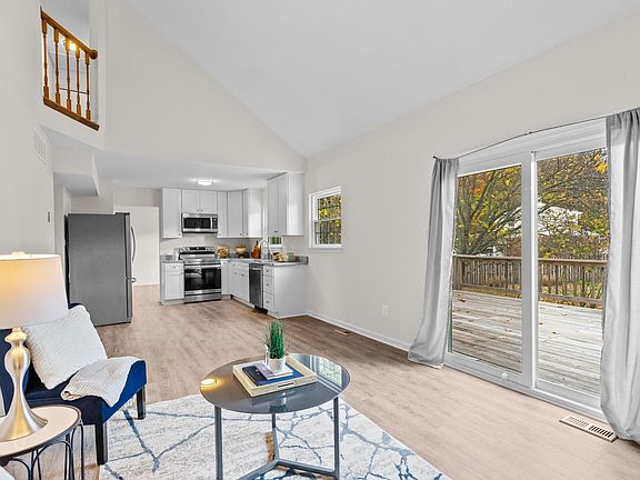 5th image of 603 Kenora Woods Ct