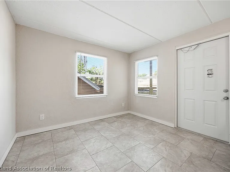 419 Grapefruit Ave #5A — Photo 3