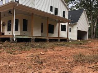 1014 Spratlin Mill Dr, Hull, GA 30646