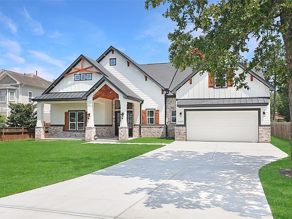 2nd image of 3685 Pin Oak Dr
