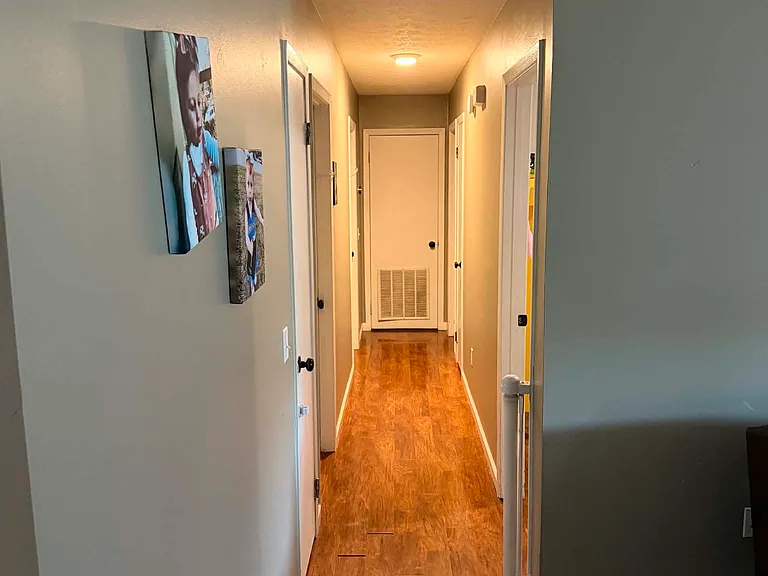 1310 Blue Ridge Dr — Photo 4