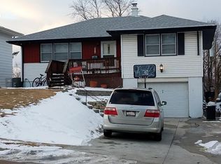 5818 Ruggles St, Omaha, NE 68104