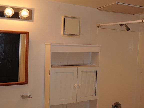 4th image of 510 14th St APT 302