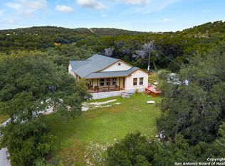 230 Mohawk Trl, Lakehills, TX 78063