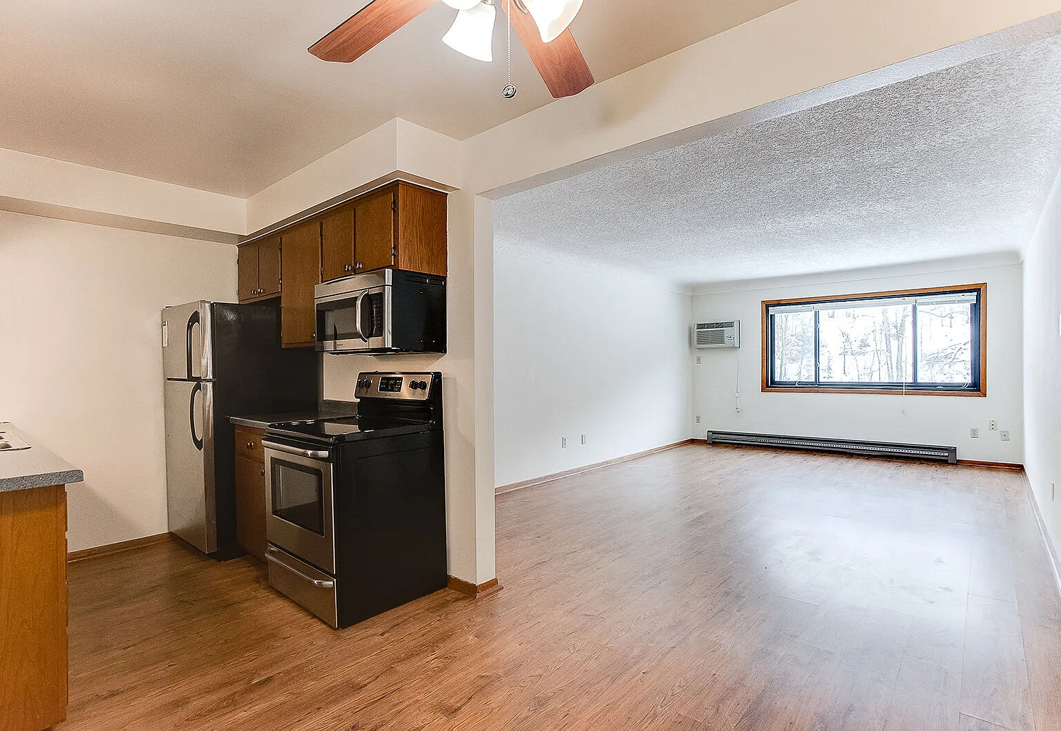 Rivercliff Apartments — Photo 4