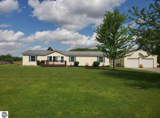 1960 N Rich Rd, Alma, MI 48801