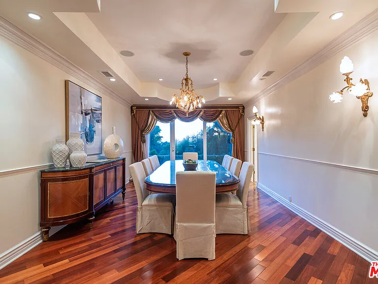1915 Loma Vista Dr — Photo 11