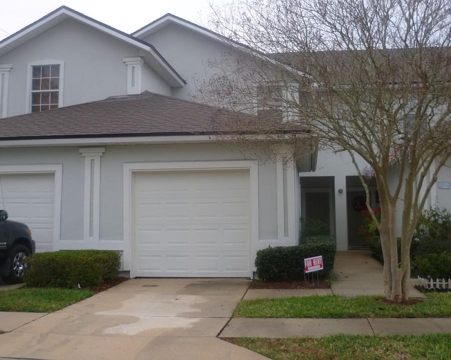 Townhome Front