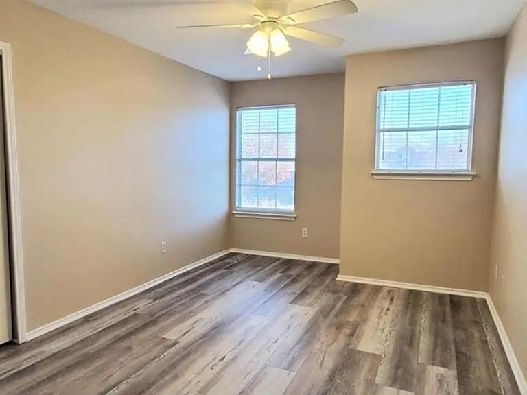 3922 Haleys Way — Photo 23