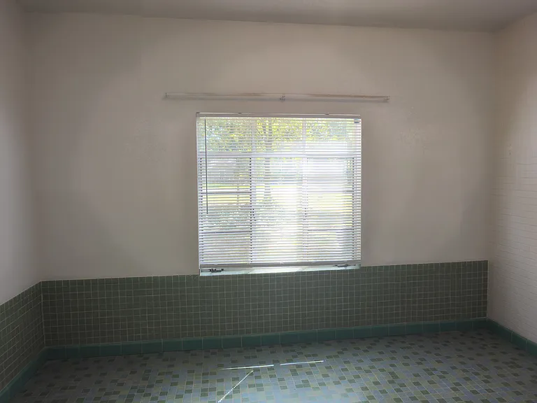3409 E Starr Ave — Photo 20