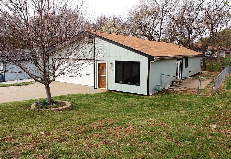1st image of 314 Palomino Ln