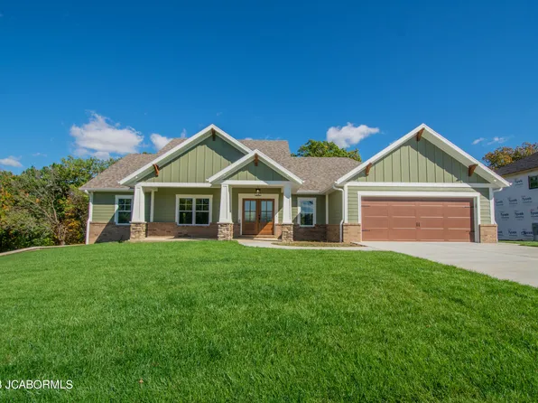 810 Dickerson Creek Dr, Jefferson City, MO 65109