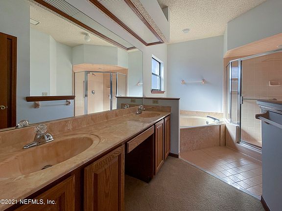 4th image of 8709 Irongate Dr