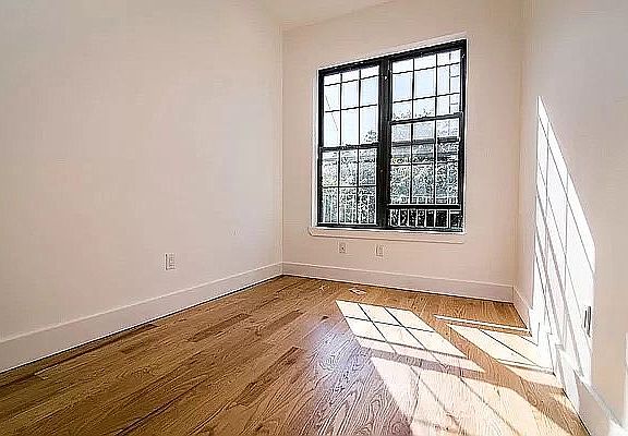 2nd image of 574 Bushwick Ave #2R