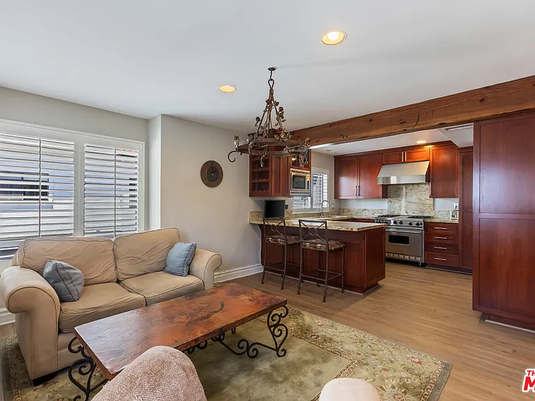 1541 Palisades Dr — Photo 20
