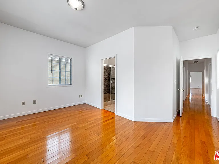 832 S Catalina St — Photo 15