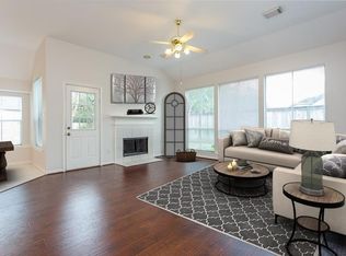 723 Avery Dr, Sugar Land, TX 77479