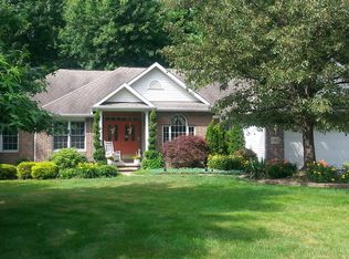 8410 Ashton Ct, Mentor, OH 44060