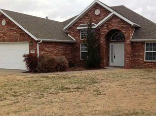 3383 Haywood Cv, Springdale, AR 72764