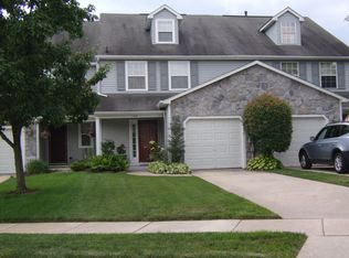 128 Lamplighter Ct, Marlton, NJ 08053