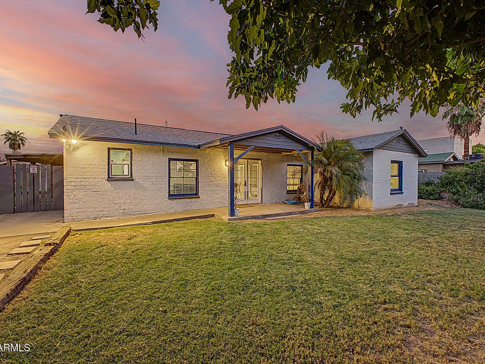 1st image of 2429 W MORTEN Avenue
