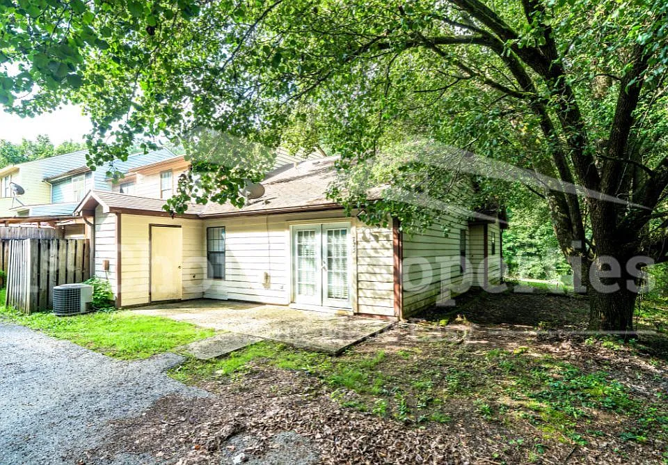 725 Carson Road (AWB) - 1 — Photo 2