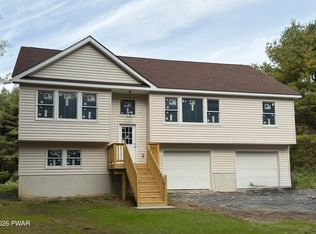 199 Fox Rd, Dingmans Ferry, PA 18328