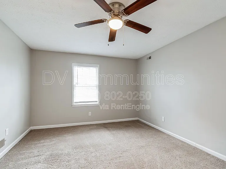 1605 Sugar Plum Dr SW — Photo 24