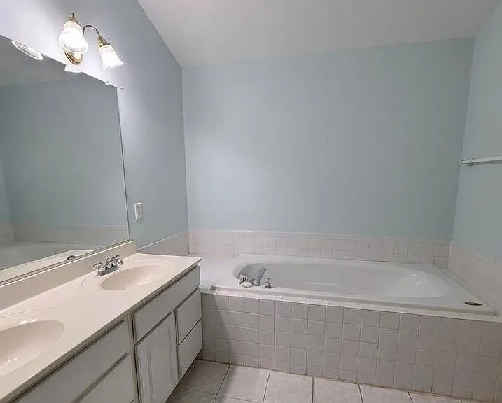 14240 Madrigal Dr — Photo 11