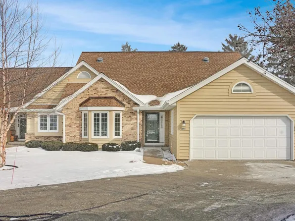 844 Shoal CREEK #C, Waterford, WI 53185