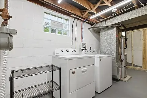 3384 Columbia Dr — Photo 9