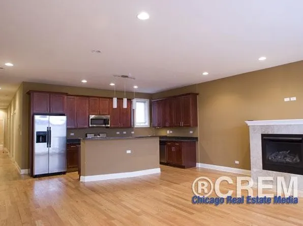 7453 N Western Ave APT 3S, Chicago, IL 60645