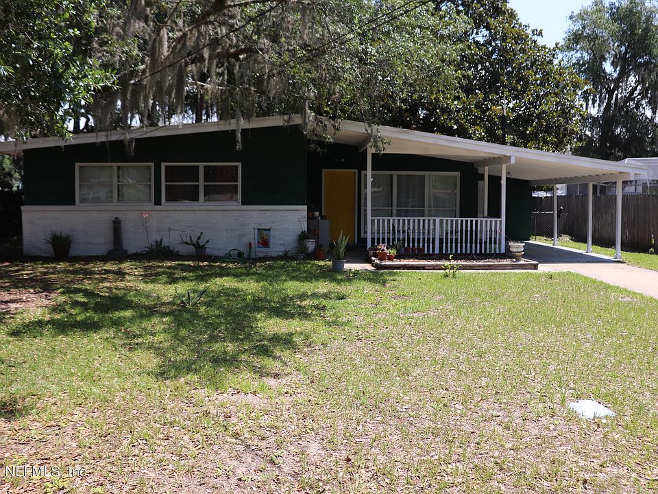 1st image of 804 N PINE Avenue