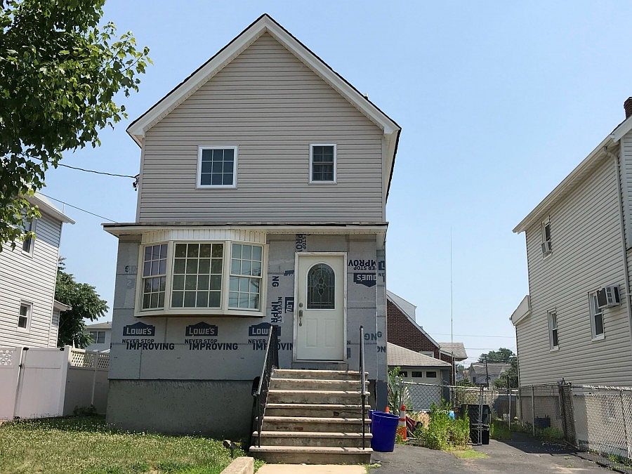 1st image of 346 Weart Ave