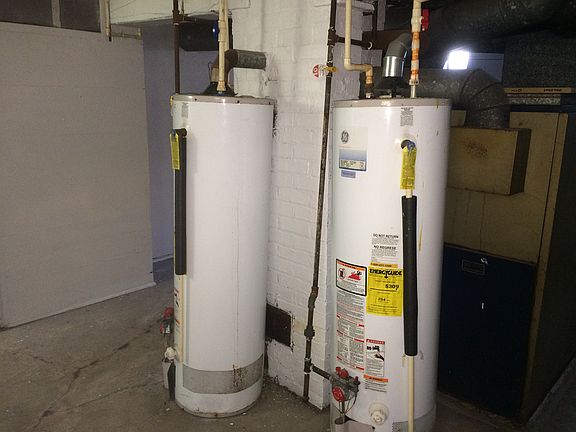 5th image of 3893 E 57th St APT 4