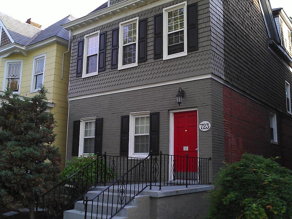 1st image of 723 Graydon Ave APT 3