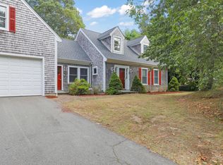 2 Tricia Rd, North Falmouth, MA 02556
