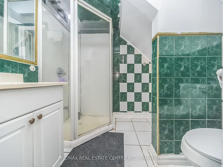 126 Culham St — Photo 22