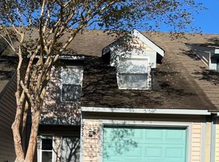 325 Elderwood Ct, Virginia Beach, VA 23462
