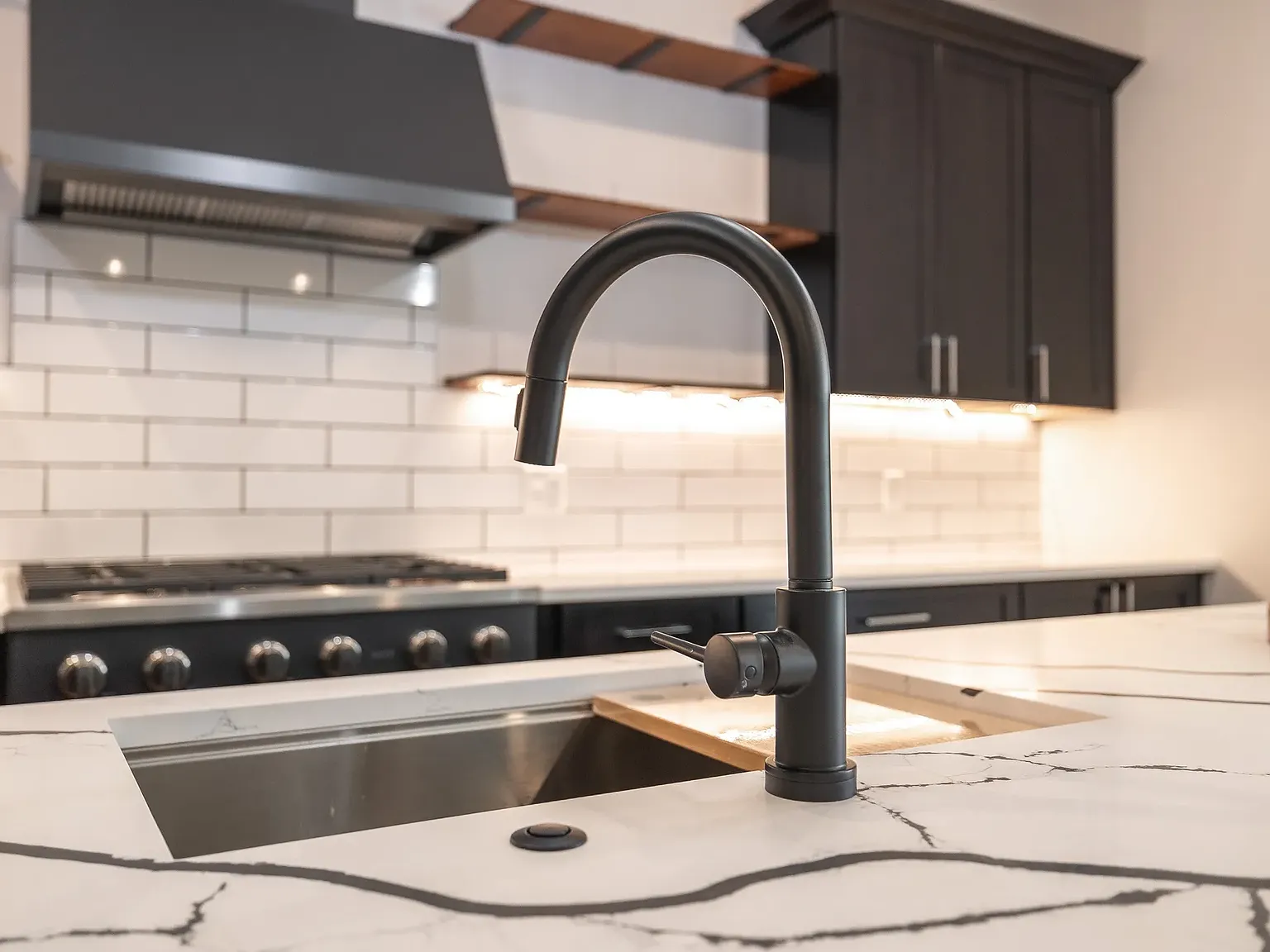 100 Quartz Knoll - 201 — Photo 3