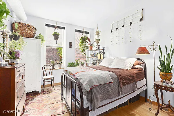 Sold by Corcoran | media 8