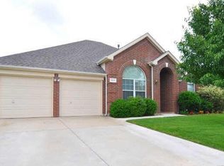 5041 Comstock Cir, Fort Worth, TX 76244