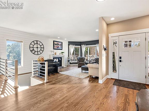 5th image of 1430 Regal Glen Ct
