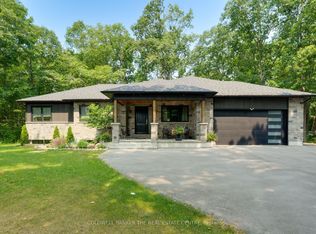 34 Oakwood Ave, Tiny, ON L9M 0J2