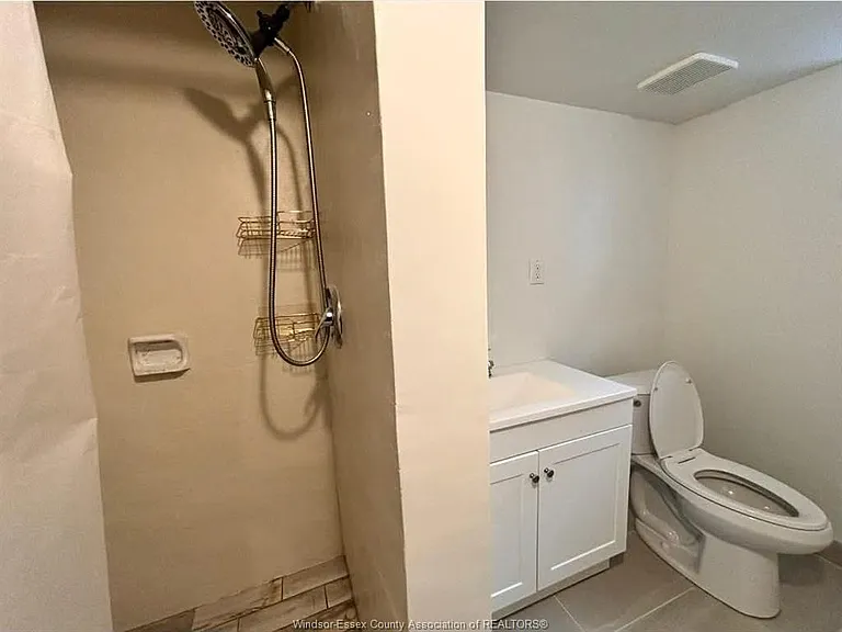 115 Washington Ct #LOWER — Photo 8
