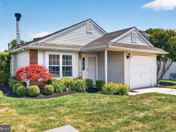 5 Eddystone Way, Mount Laurel, NJ 08054