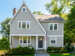 7 Walmsley Rd, Darien, CT 06820