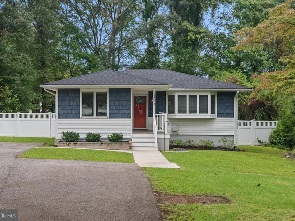 1104 Oak View Dr, Crownsville, MD 21032